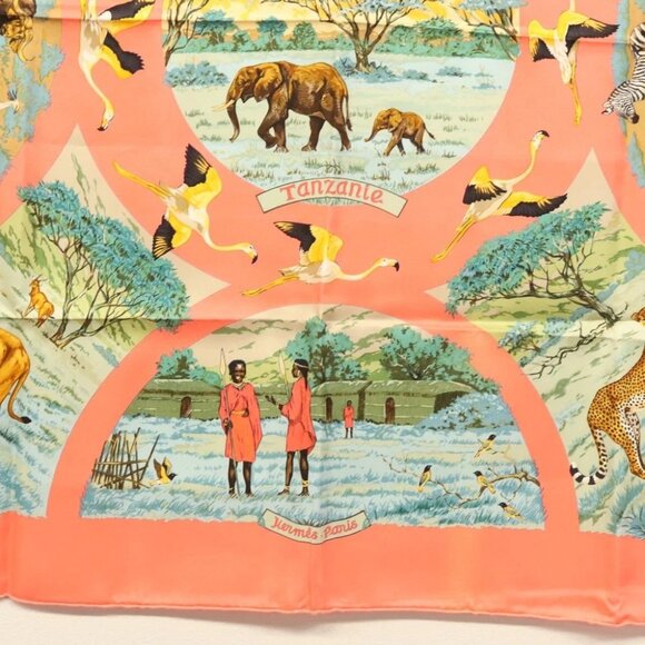 HERMES Carre 90 Scarf ""TANZANIE"" Silk Pink Auth - Picture 9 of 16
